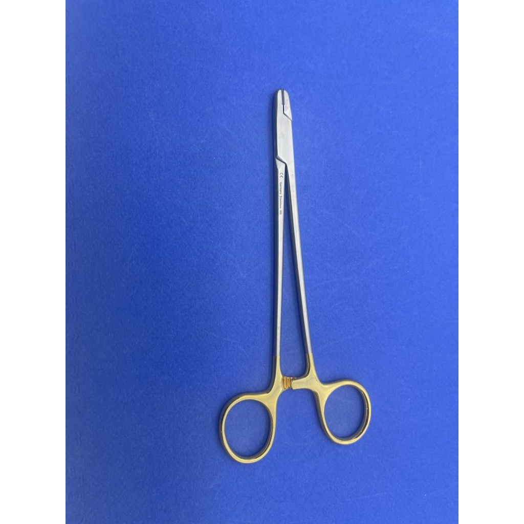 Symmetry 36-2025 Classic Plus Needle Holder